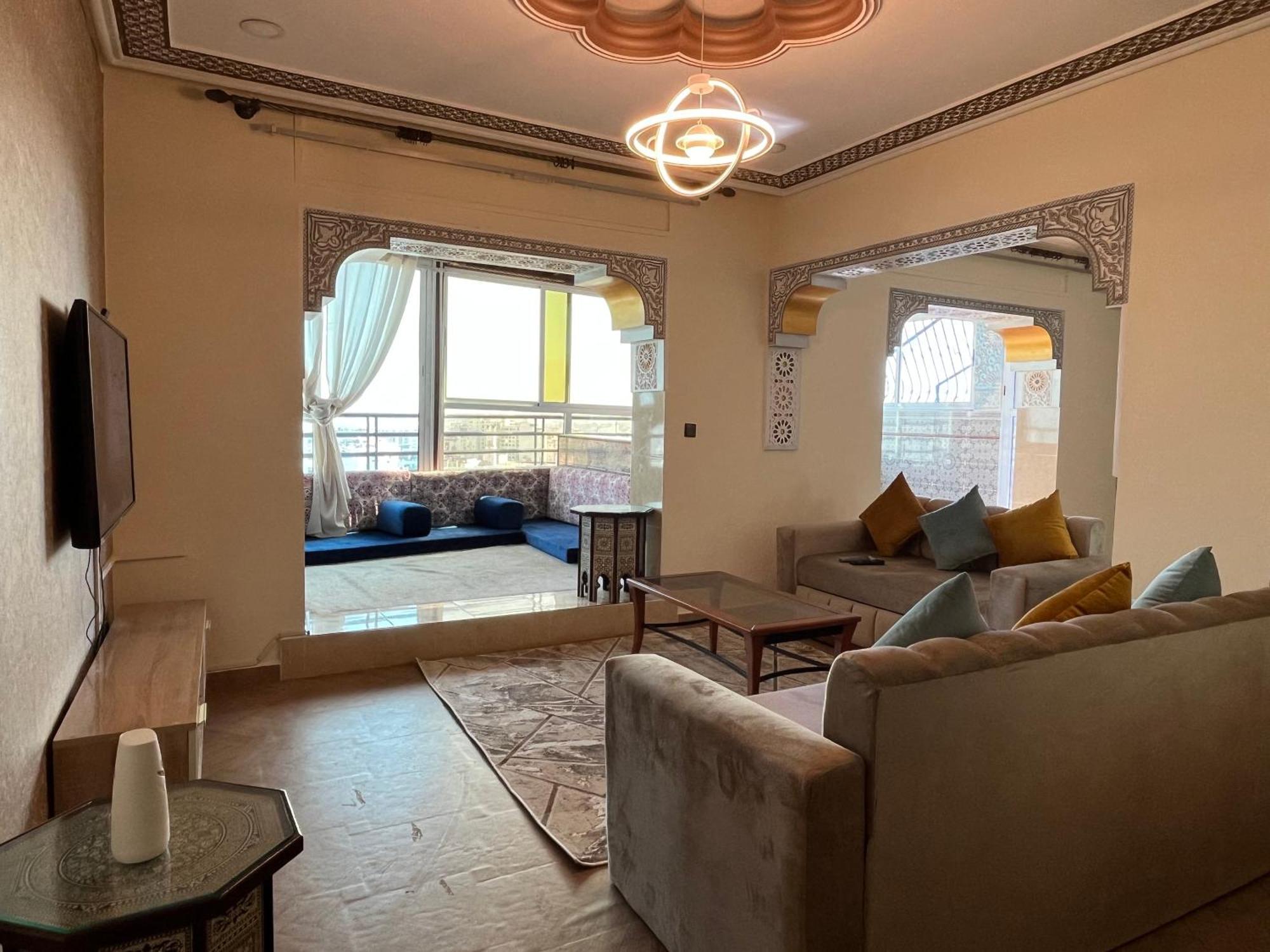 טנג'יר شقة مميزة وسط المدينة Distinctive Apartment In The City Center Apartamento Distintivo En El Centro De La Ciudad מראה חיצוני תמונה