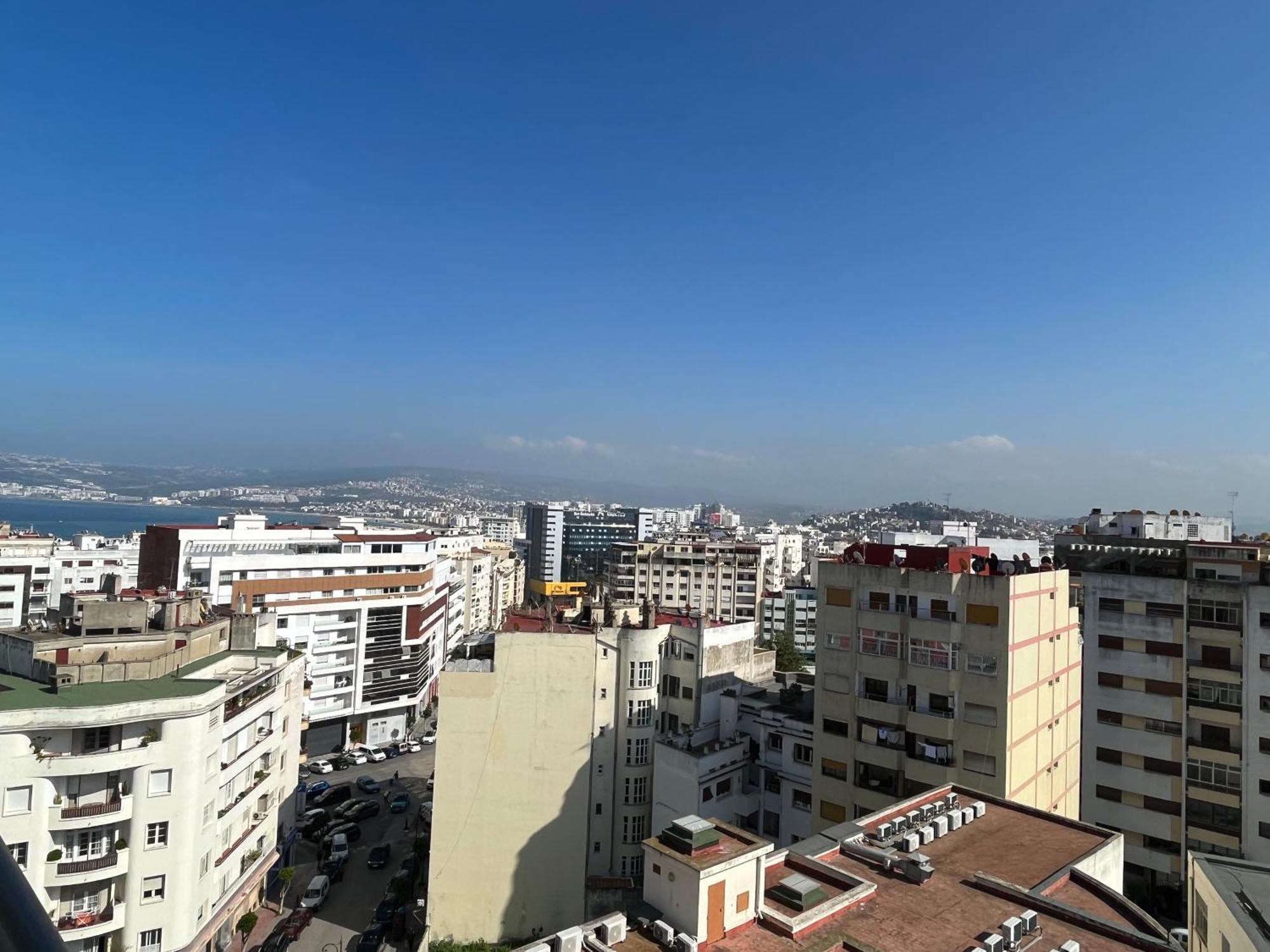 טנג'יר شقة مميزة وسط المدينة Distinctive Apartment In The City Center Apartamento Distintivo En El Centro De La Ciudad מראה חיצוני תמונה